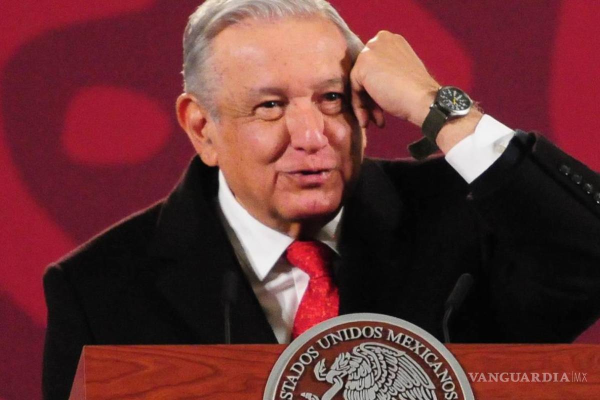 Paracetamol, vaporub, miel y limón, así fue el ‘costoso’ tratamiento de AMLO para superar COVID-19