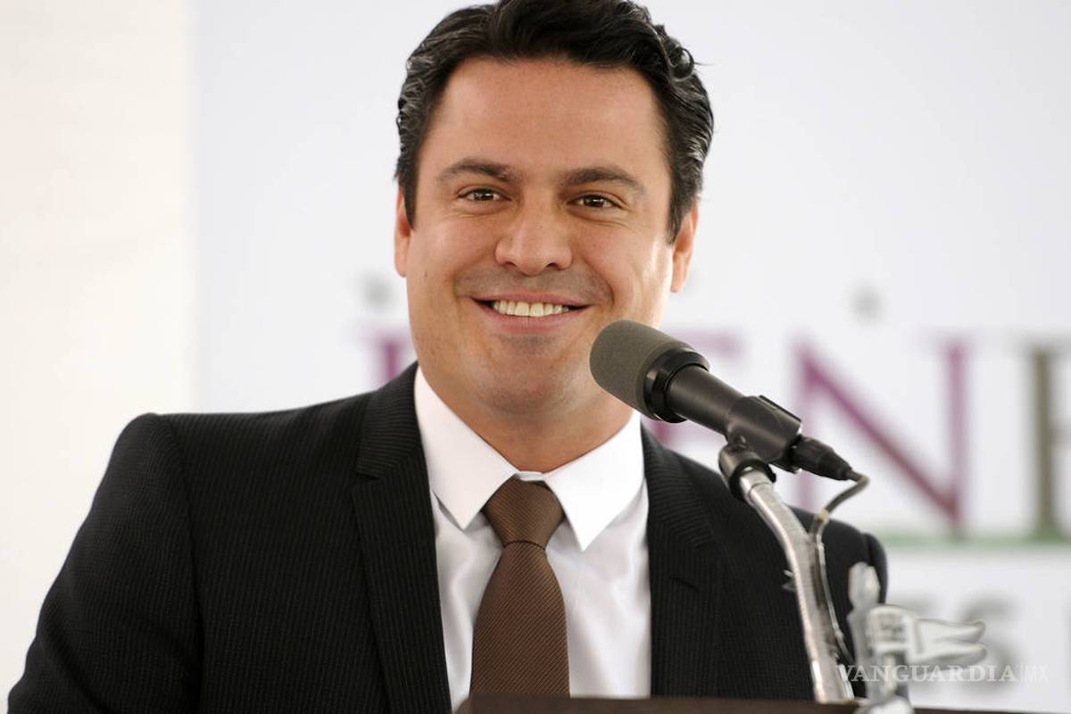 Gobernador de Jalisco derrocha 1.5 mdp en los 15 de su hija; le trae DJ español