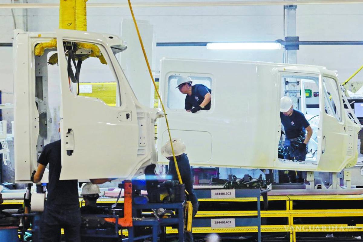 Secretaría de Economía de Coahuila busca discutir con el Gobierno Federal aranceles de vehículos pesados