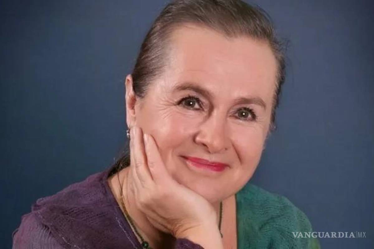 Cantante antivacunas checa muere por COVID-19; se decía sobreviviente