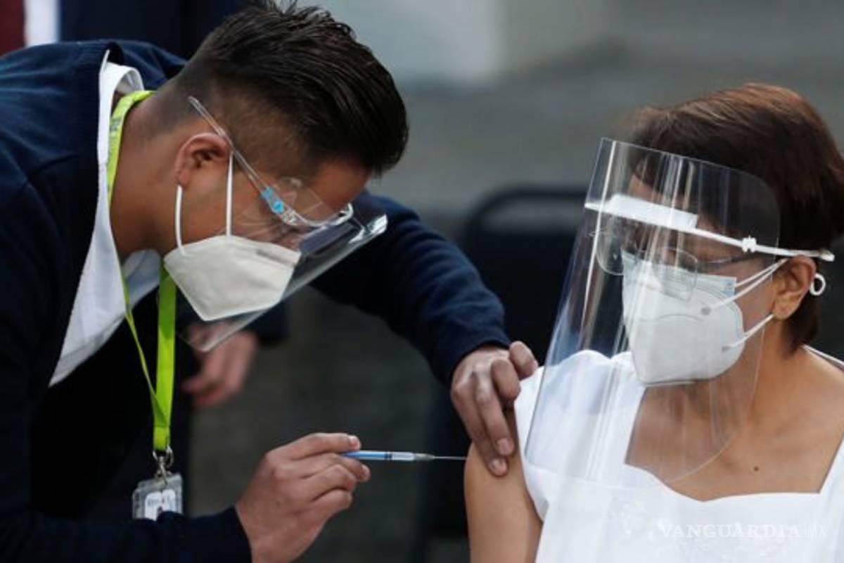 ¿Tienes entre 50 y 59 años?... a partir de mañana, podrás registrarte para recibir tu vacuna contra el COVID-19