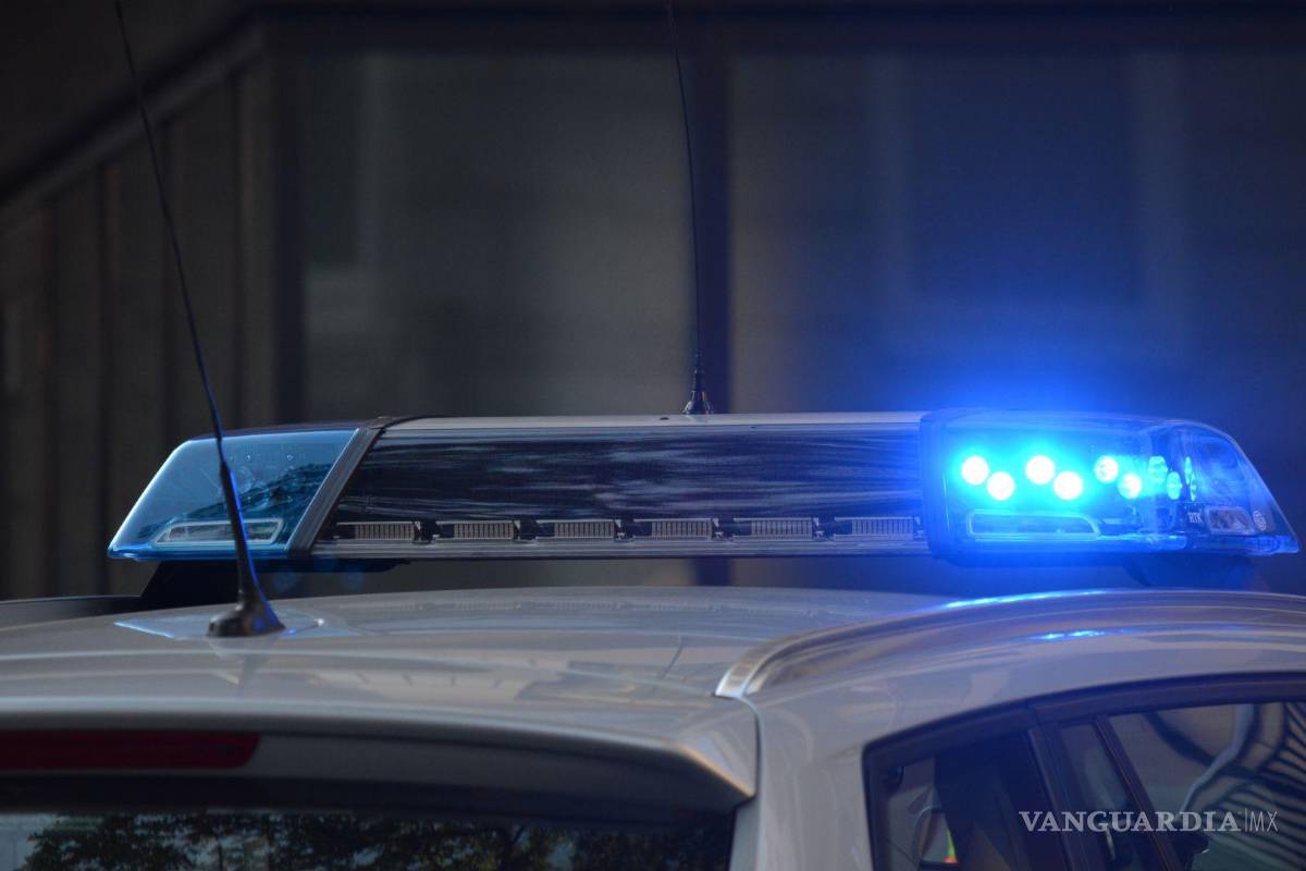 Sorprenden policías a presunto ladrón en domicilio y desencadena persecución en Saltillo