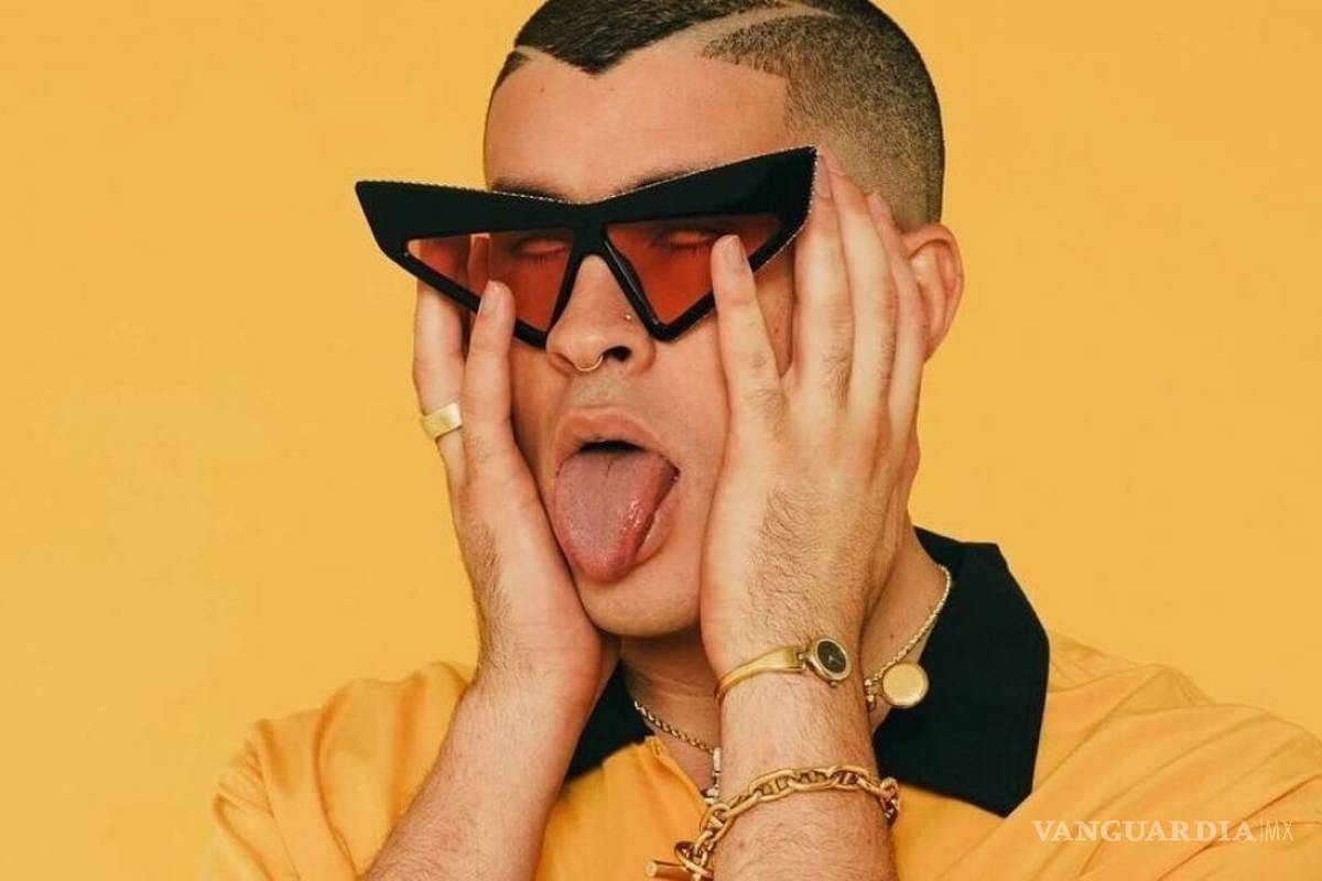 Bad Bunny baila en calzones y sube la temperatura en redes sociales
