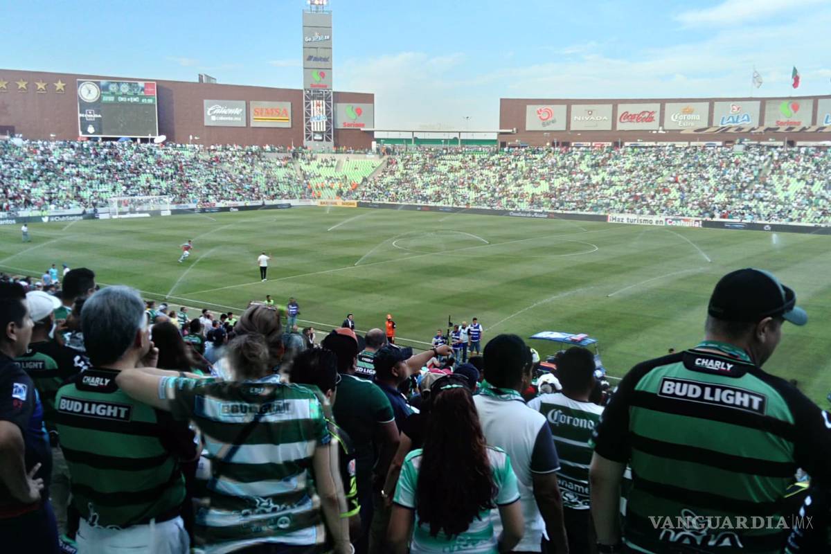 $!Aprovechan el calor de Torreón para que Santos saque una ligera 'ventaja'