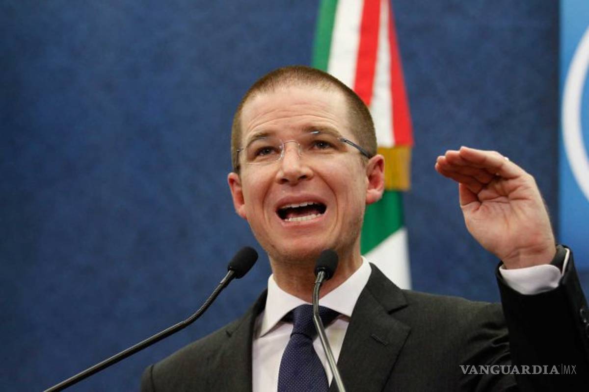 Universitarios prefieren a Anaya: Encuesta Reforma