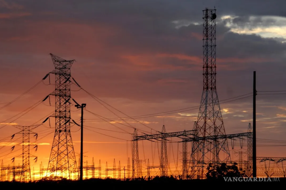Piden reglas estables para el sector eléctrico