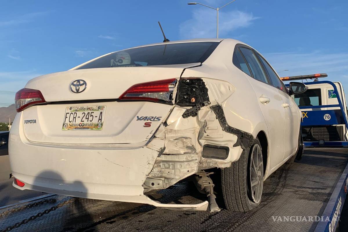 Se accidenta por exceso de velocidad sobre puente al norte de Saltillo
