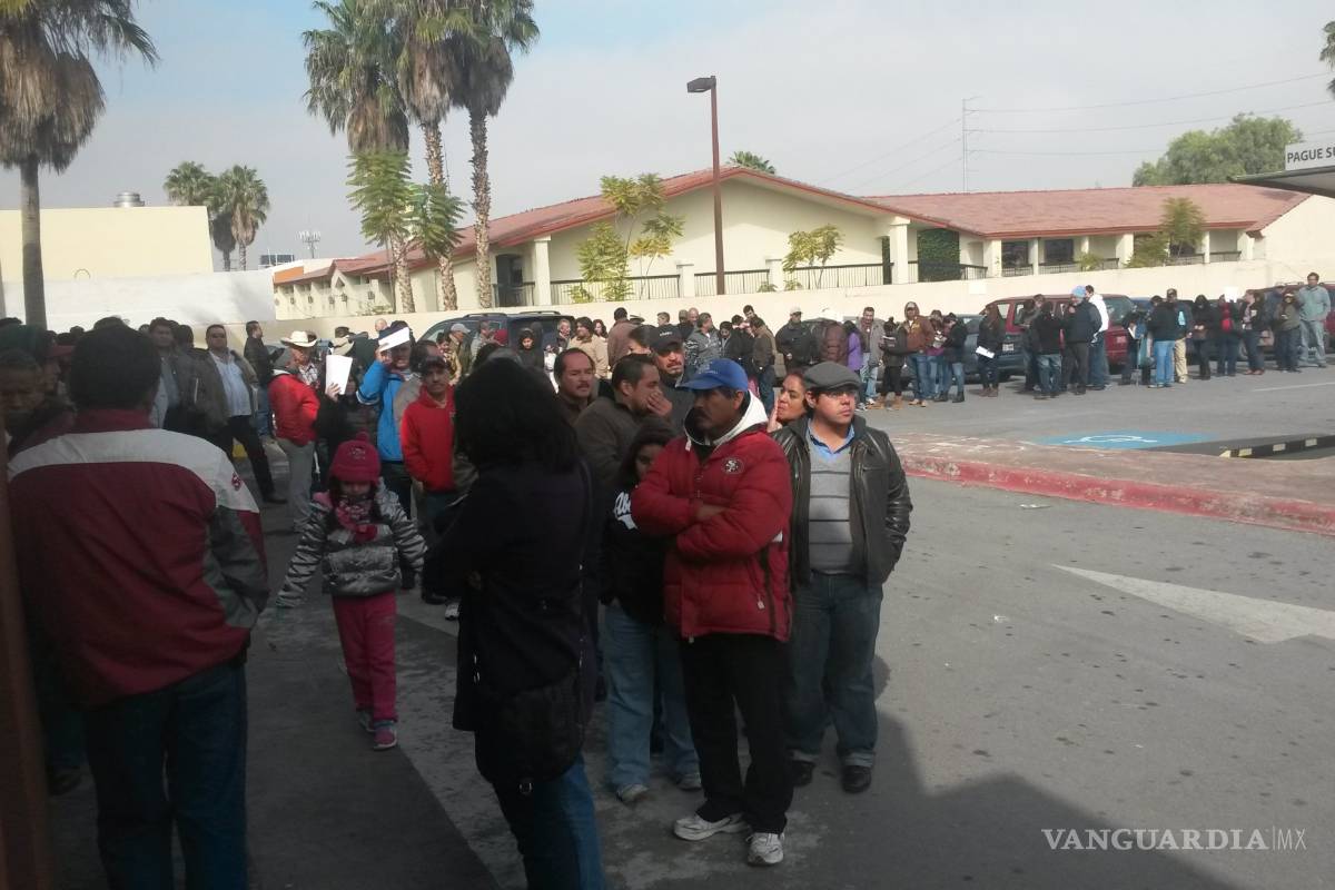 Cumplen con impuestos vehiculares en Saltillo, pero no todos ven ahorro con eliminación de la tenencia