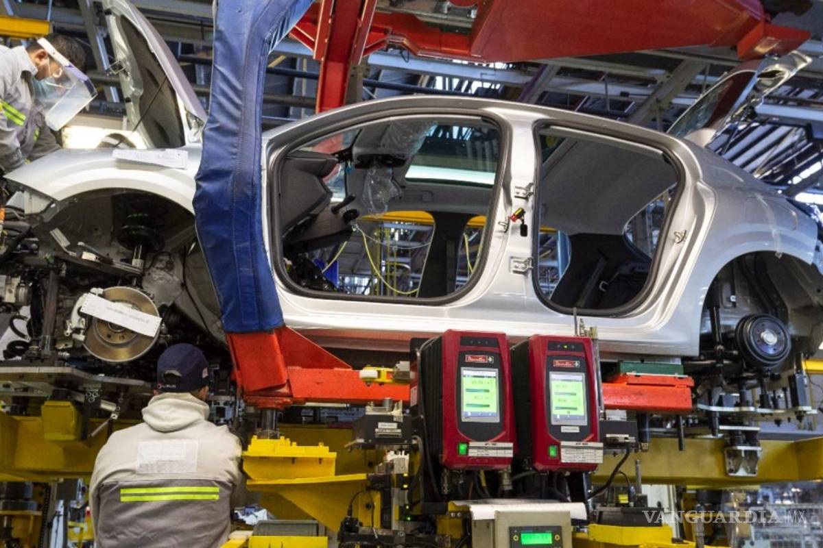 Por escasez de gas van tres armadoras a paro: Volkswagen, Mazda y GM