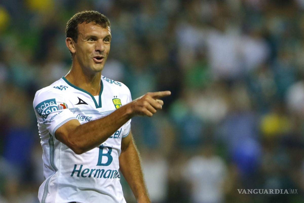 Diego Novaretti queda fuera del León después de agresiones