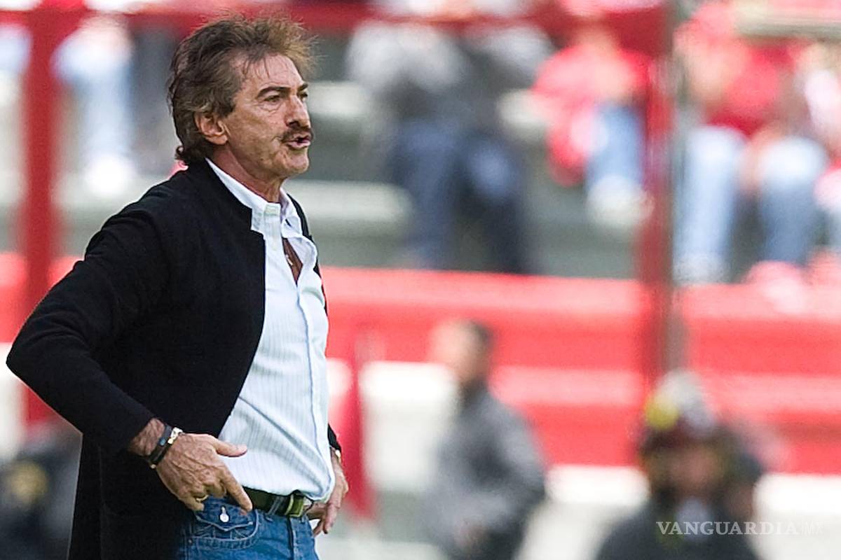 Ricardo La Volpe critica rotaciones de Osorio