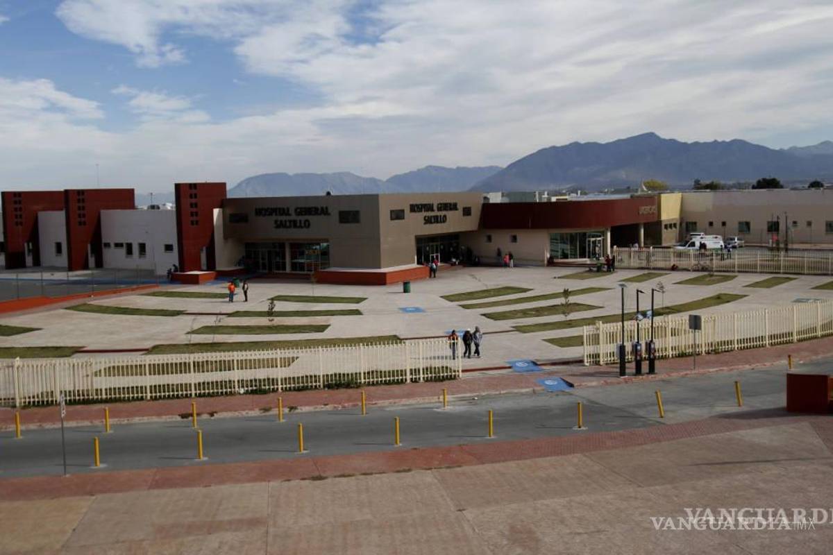 Indigna a saltillenses falta de personal, equipo y empatía en los hospitales