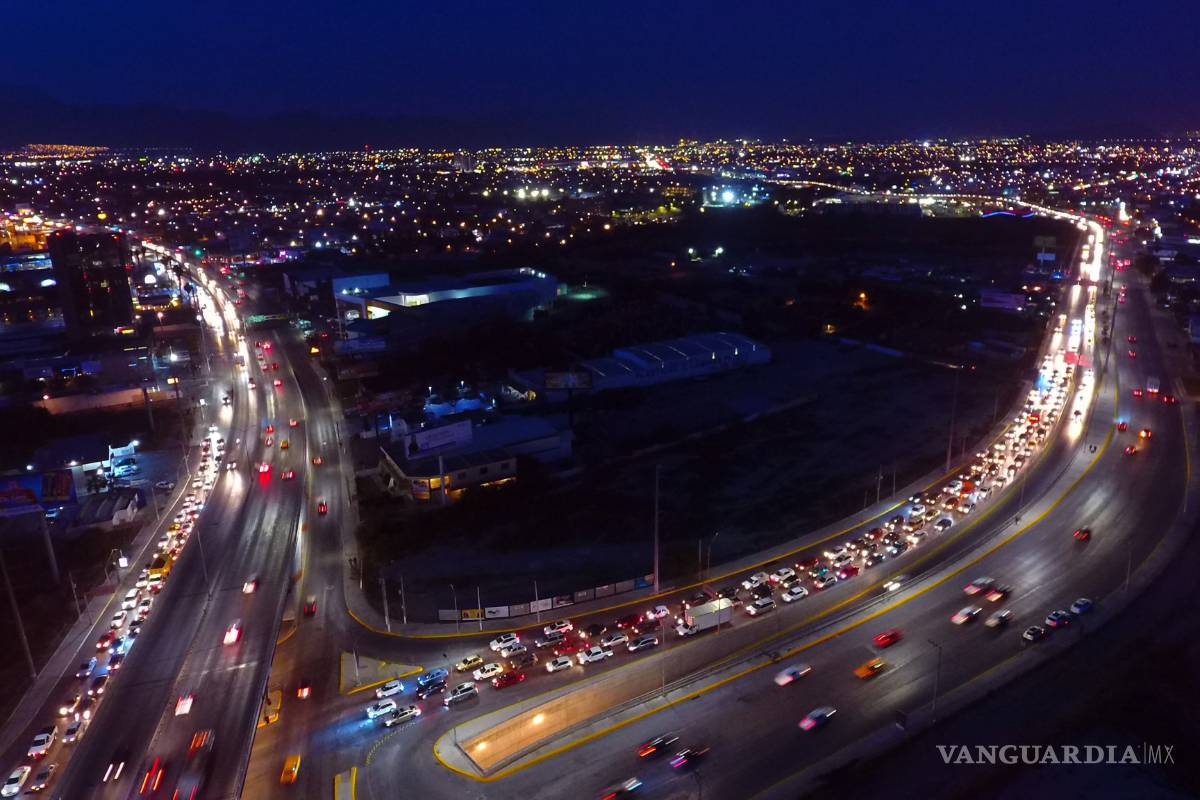 Advierte urbanista que Saltillo puede convertirse en un estacionamiento gigante