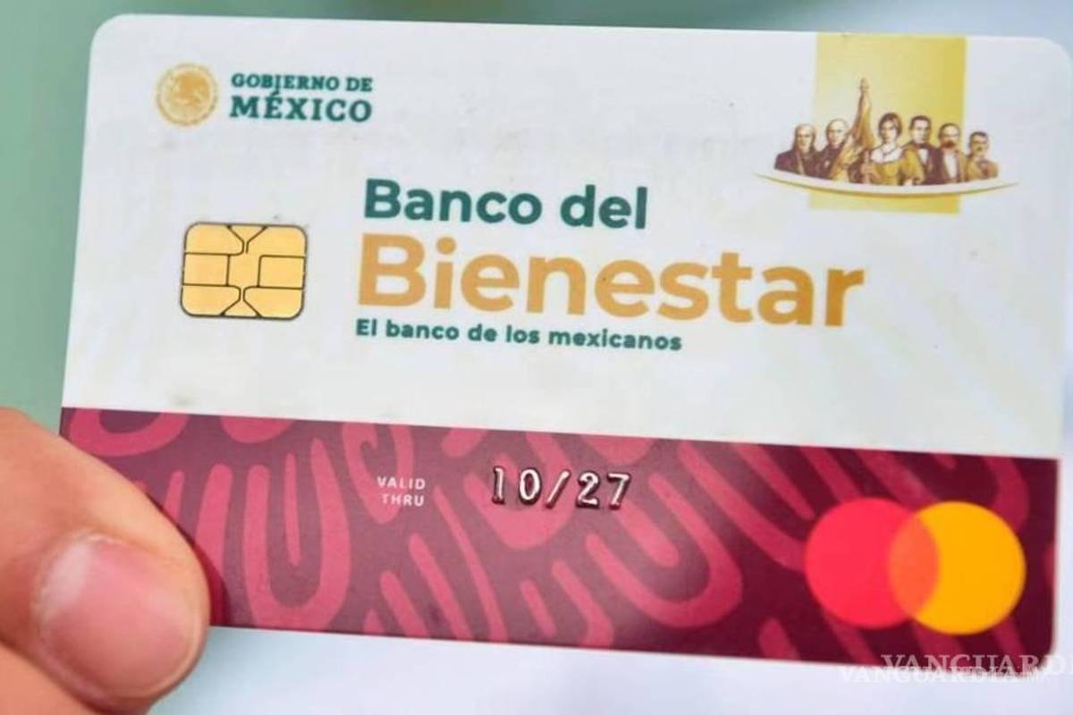 Surge confusión y dilación durante entrega de tarjetas del Bienestar en Saltillo
