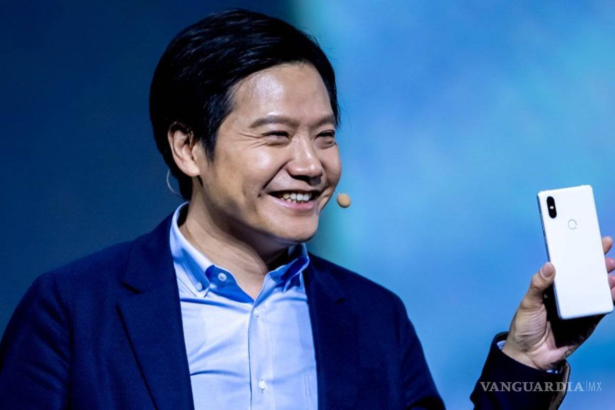 Xiaomi se burla de Apple por no incluir cargador ni audífonos en el nuevo iPhone 12