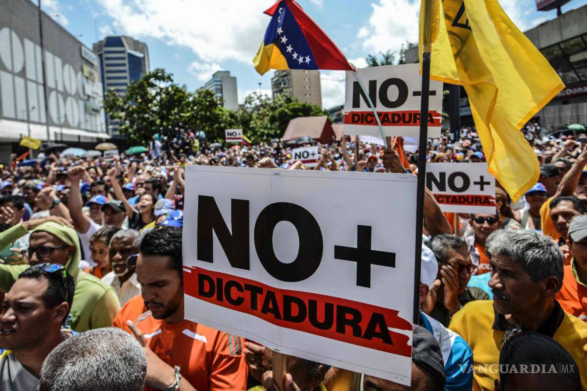 Llama oposición de Venezuela a movilización en las calles