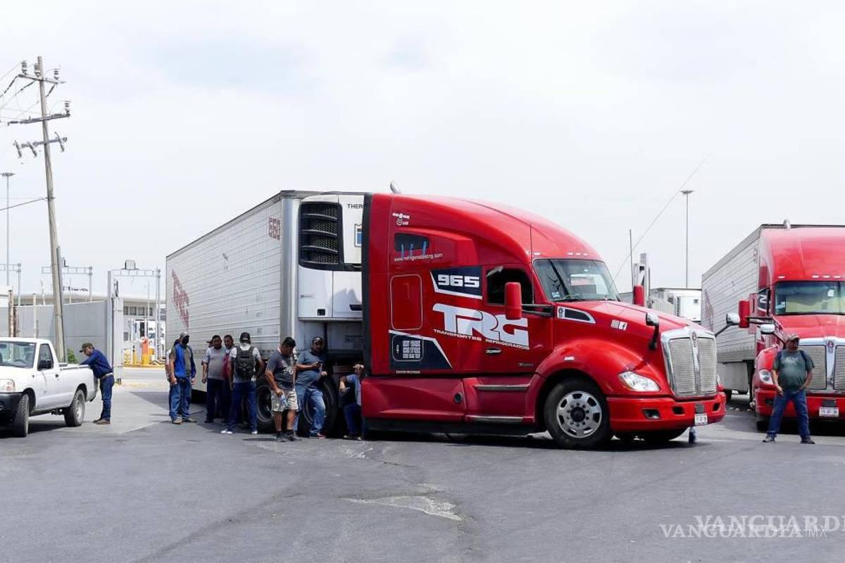 Por inspección en Puentes Fronterizos de Texas a tráileres, 8 mdd se pierden cada día; indica CCE