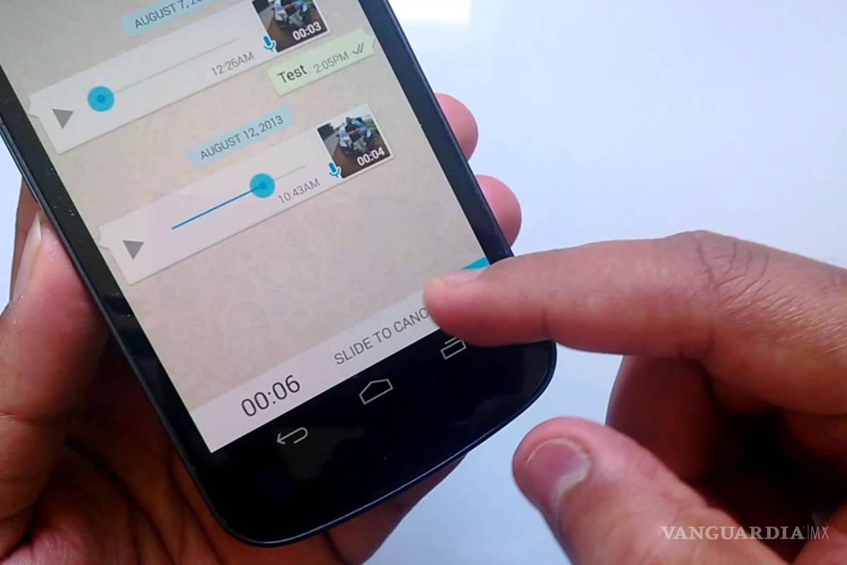 Ya podrás escuchar tus notas de voz antes de enviarlas en WhatsApp