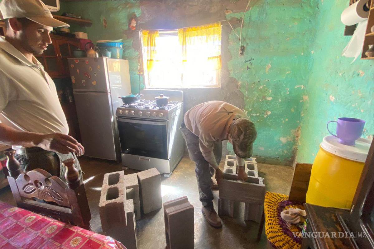 Entregan estufas ahorradoras de leña en ejidos de Saltillo y Arteaga