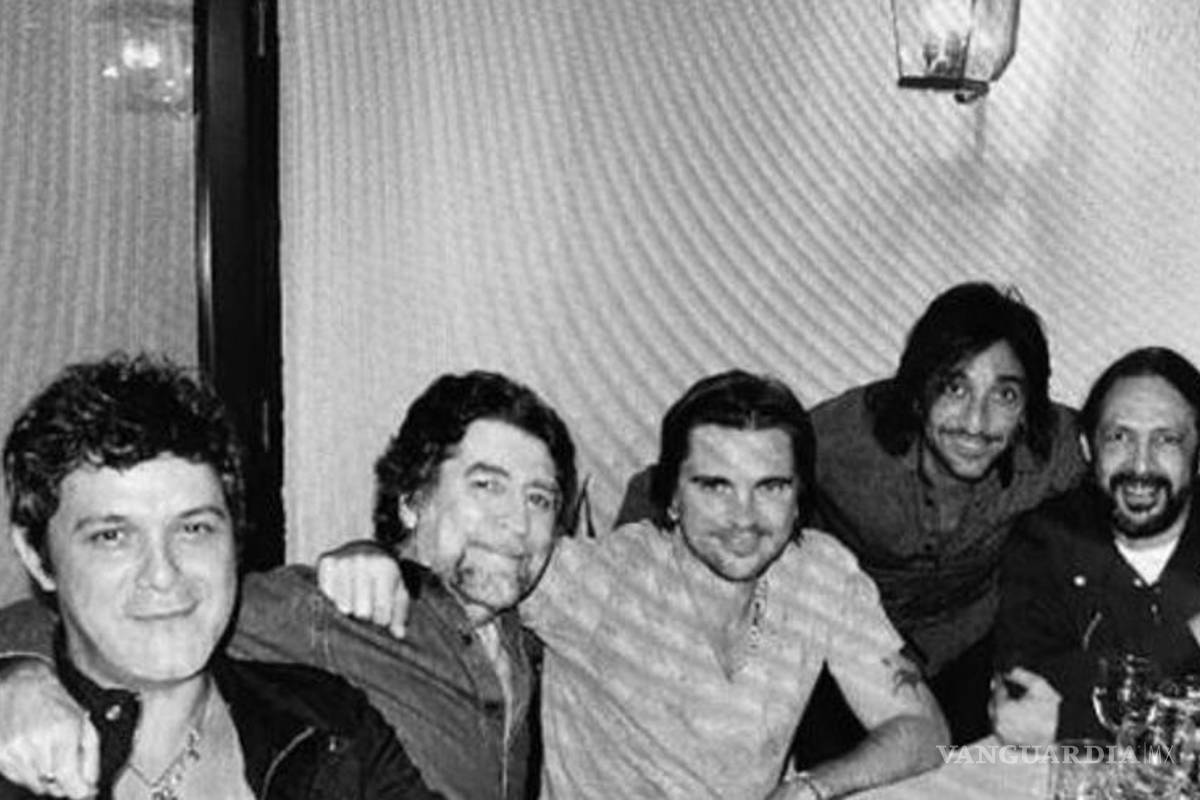 ¿Cocaína? Foto del recuerdo de Alejandro Sanz, Juanes, Juan Luis Guerra y Joaquín Sabina genera polémica en redes sociales por un pequeño detalle