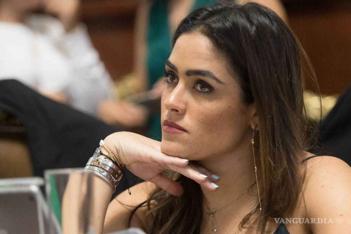 “Rolan packs” de mujeres: Diputada Alessandra Rojo de la Vega denuncia chat de 20 mil usuarios