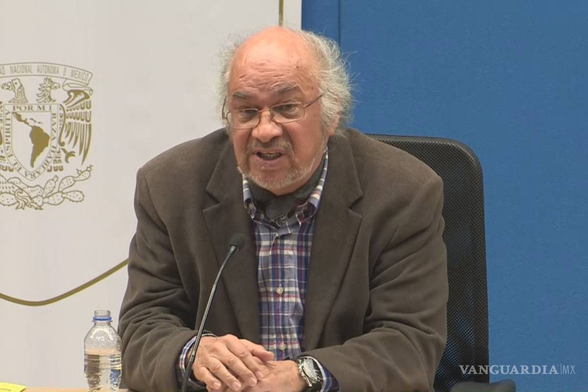 Autor pone en duda que EPN haya escrito él mismo su tesis