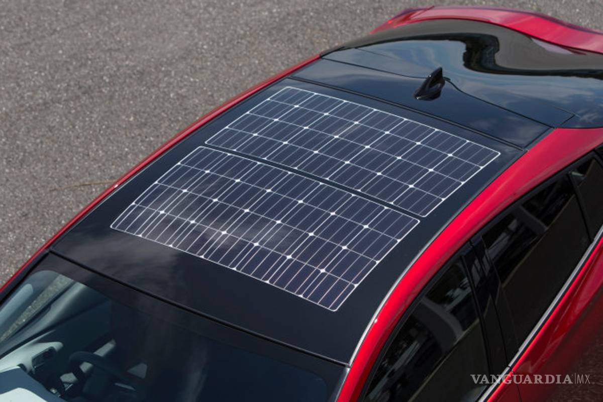 Los coches solares repuntan en el mercado automotriz