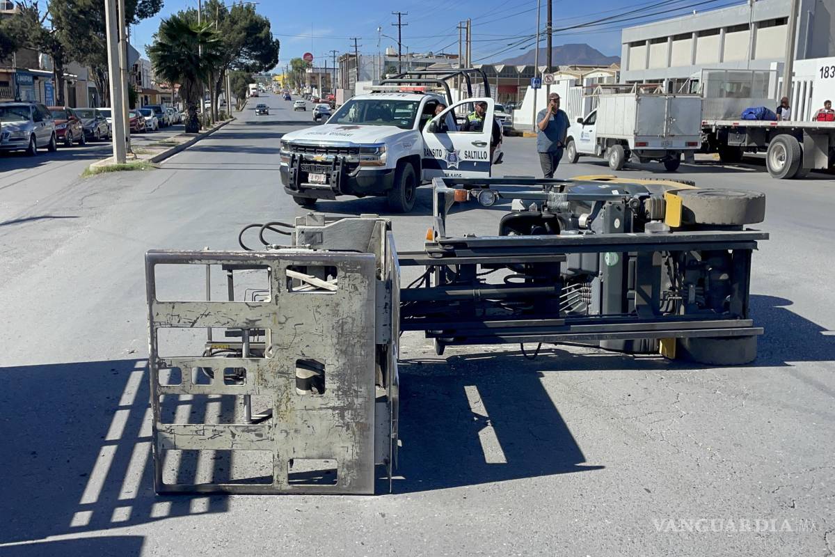 Saltillo: Montacargas cae de plataforma tras ruptura de cadena mientras era trasladado
