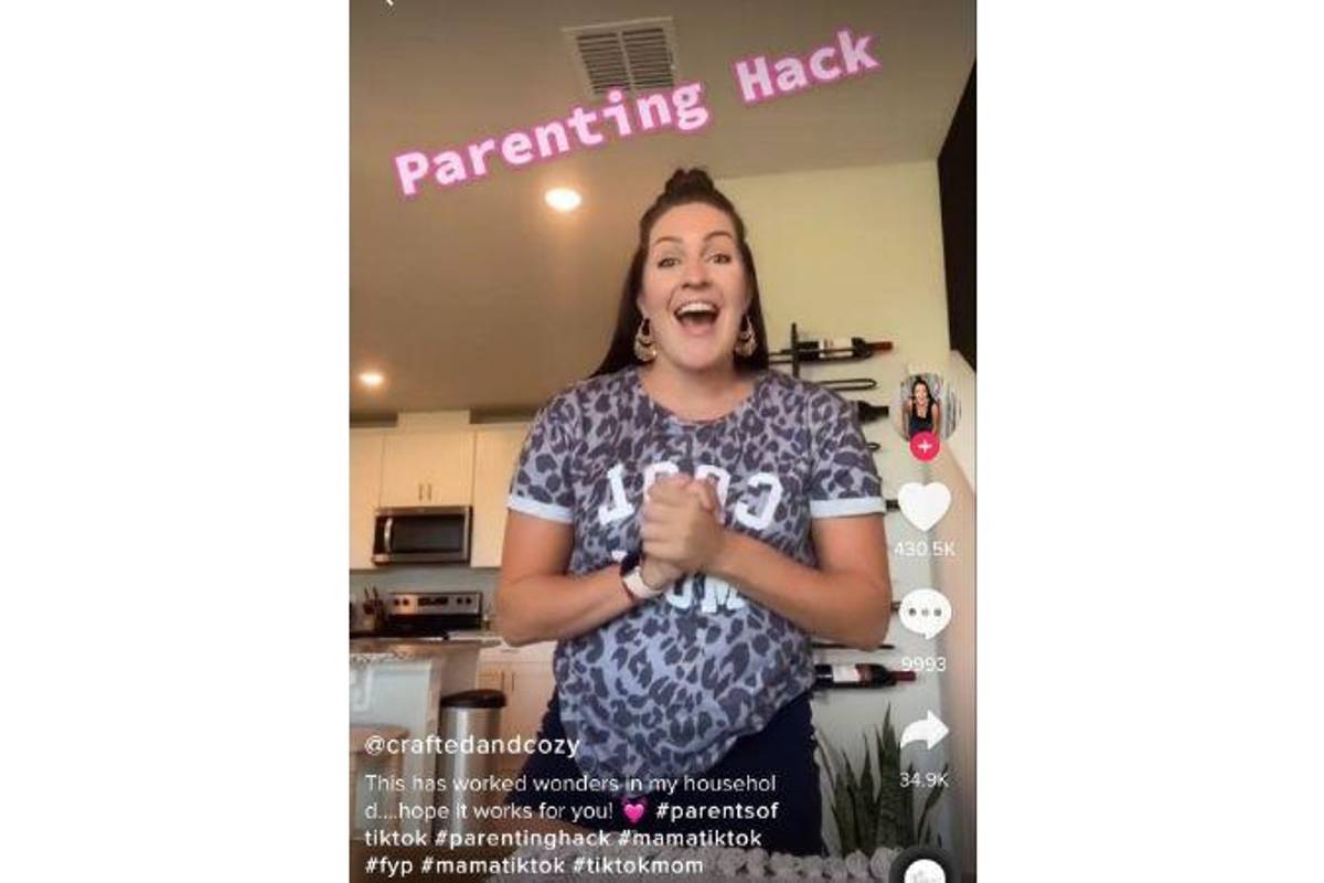 Madre le paga a su hijo por hacer tareas y le ‘cobra renta’, causa polémica