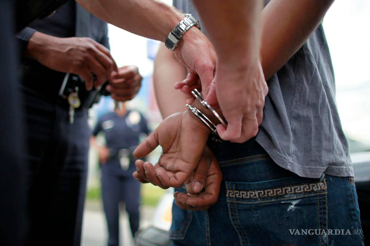 Paramédicos al penal por vender droga