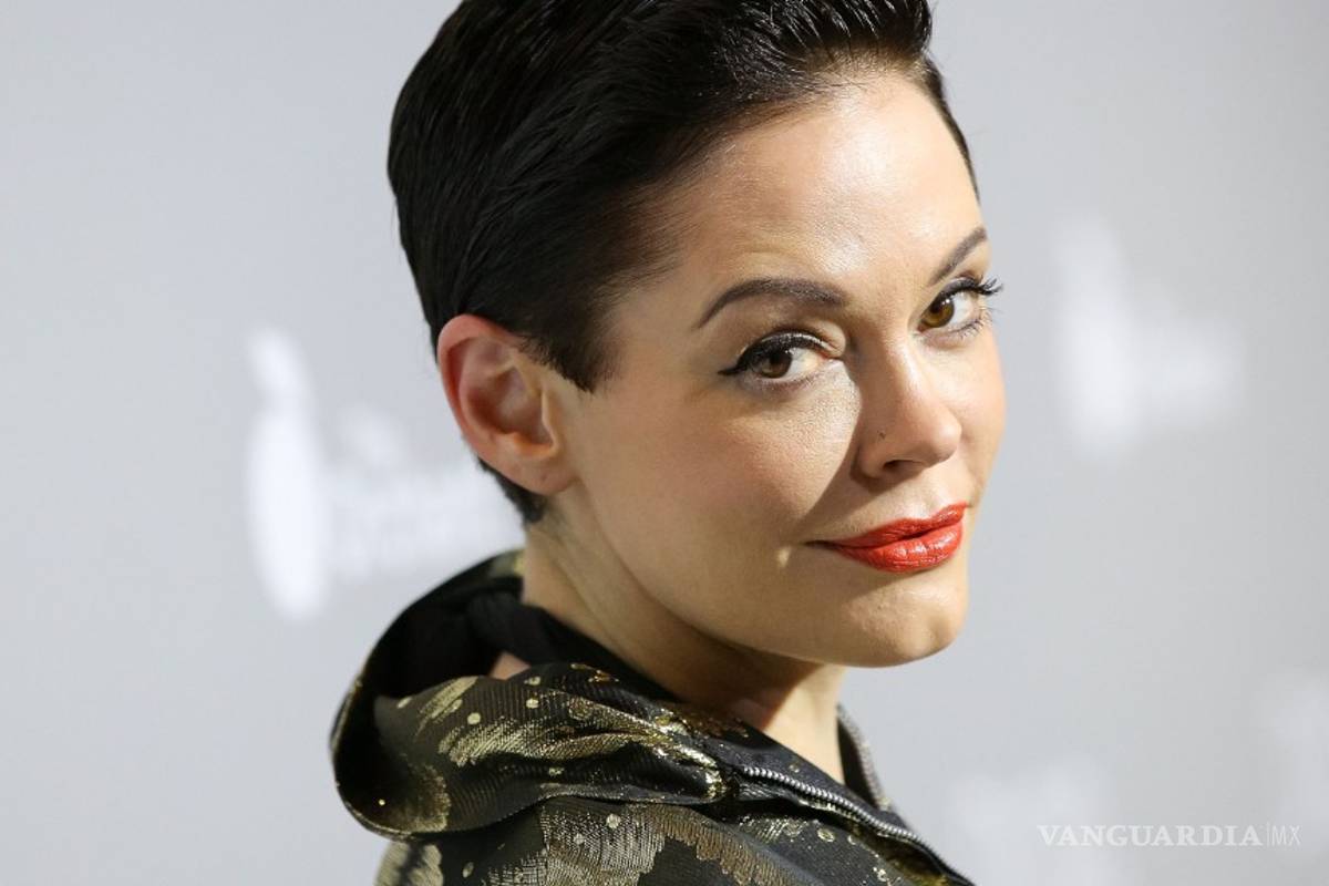 Rose McGowan dice que le ofrecieron 1 mdd para no hablar sobre Weinstein