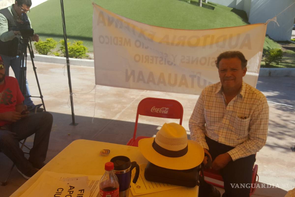 Cumple dos semanas en Torreón protesta de trabajadores de la UAAAN