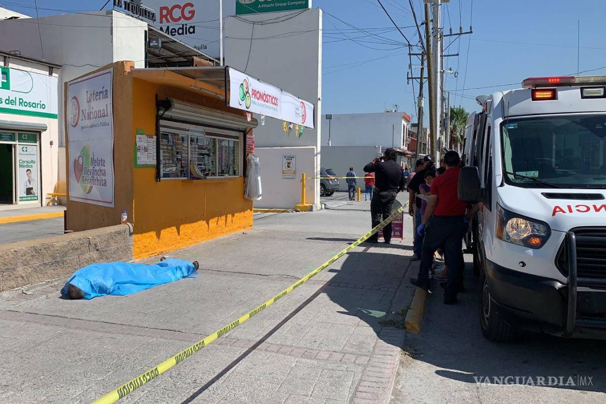 Fallece hombre en vía pública de Ramos Arizpe, Bomberos confirman deceso