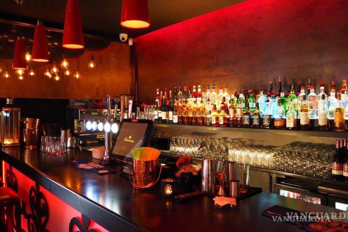 $!Los bares deberán realizar un pago a la Secretaría de Finanzas para extender su horario.