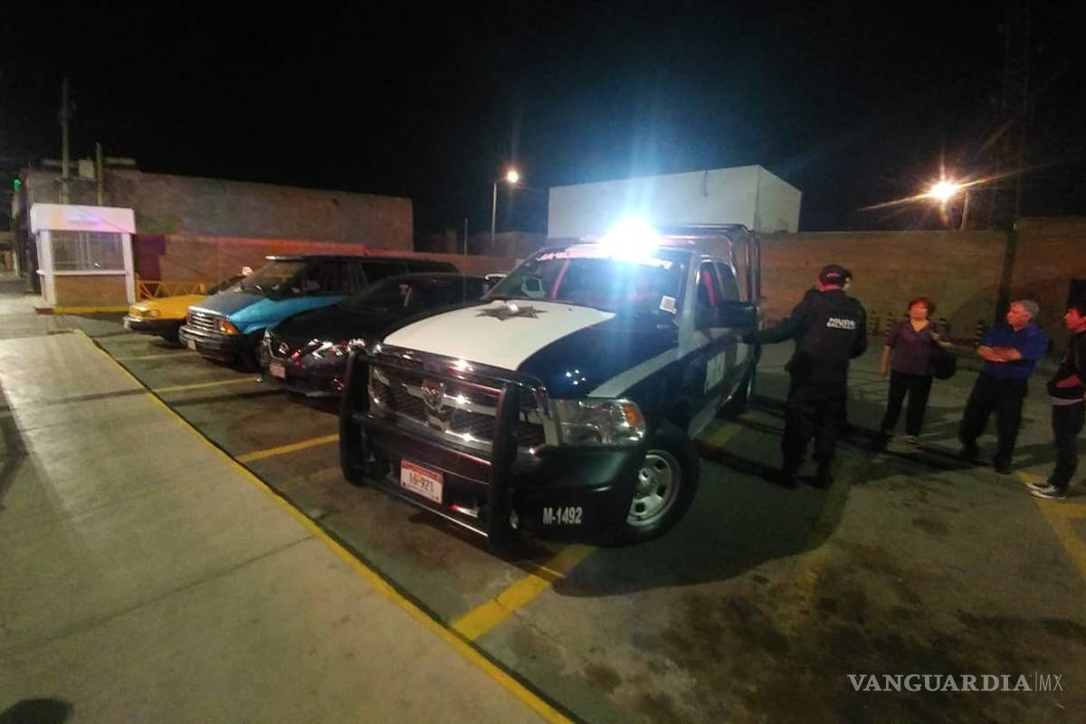 Amenaza a ex novia con publicar sus fotos candentes y lo golpean