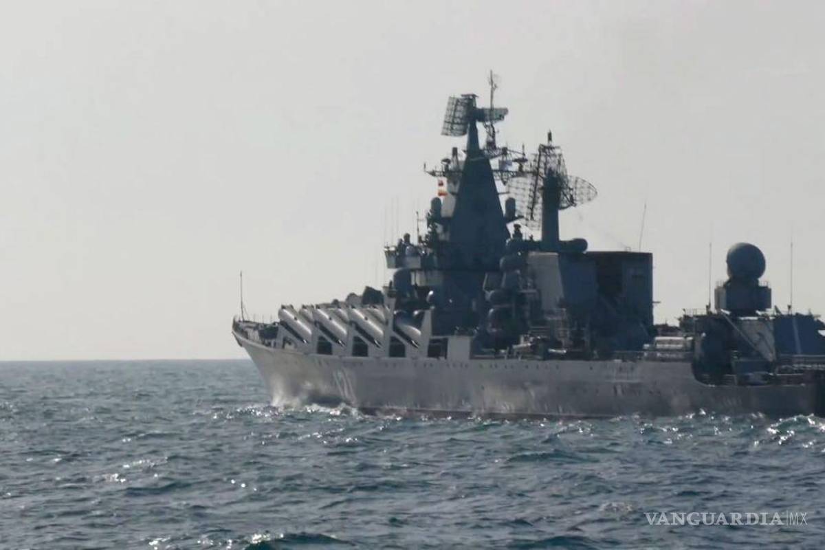 Reporta Rusia hundimiento de su buque Moskva tras impacto de misiles de Ucrania
