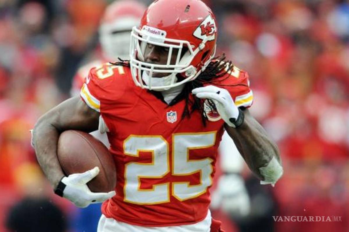Jamaal Charles pone fin a su carrera dentro de la NFL y lo hace vistiendo los colores de los Chiefs