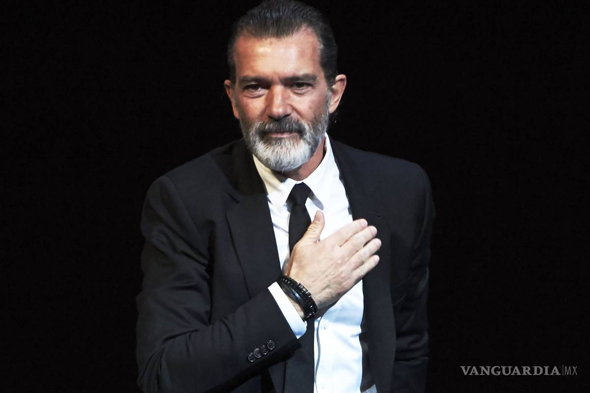 Famosos se solidarizan: &quot;Todos somos Barcelona”