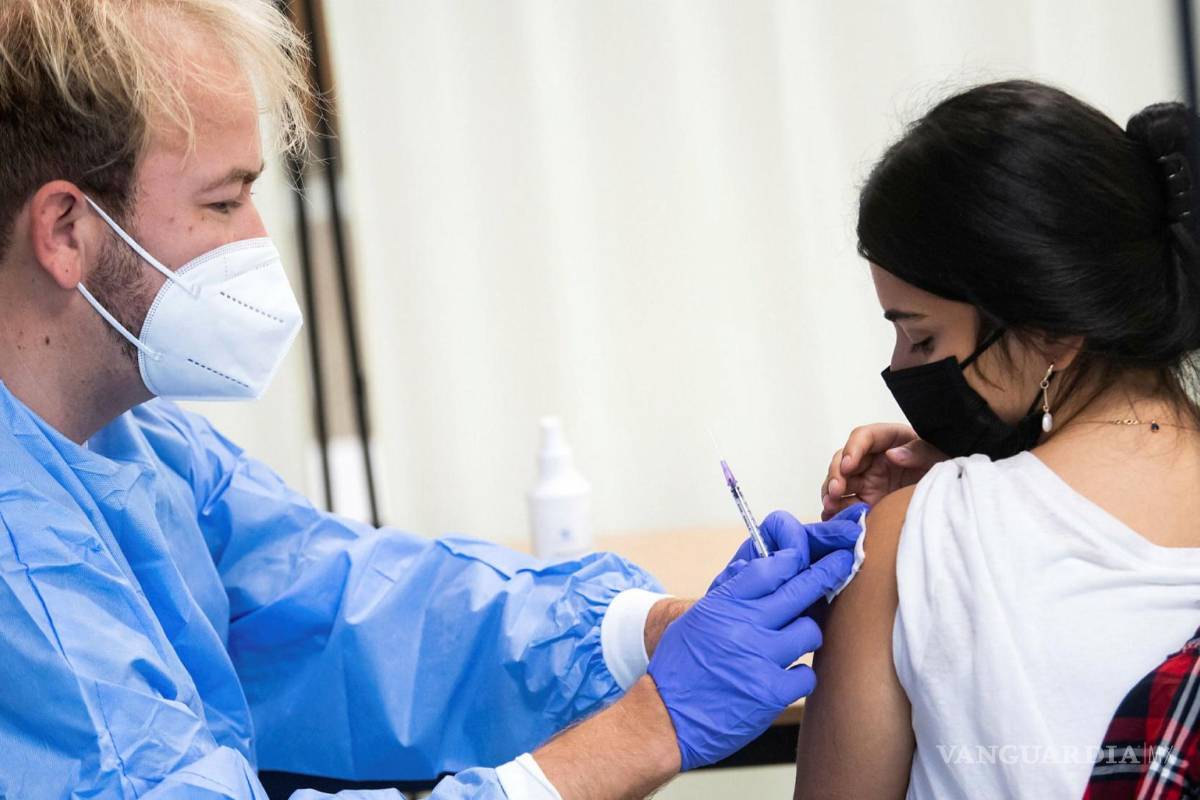 Alemania impondría vacuna obligatoria, aumentará restricciones contra no inmunizados