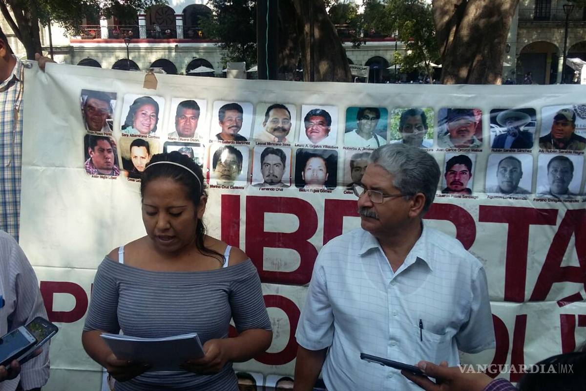 Liberan a tres presos "políticos" en Oaxaca por orden de AMLO