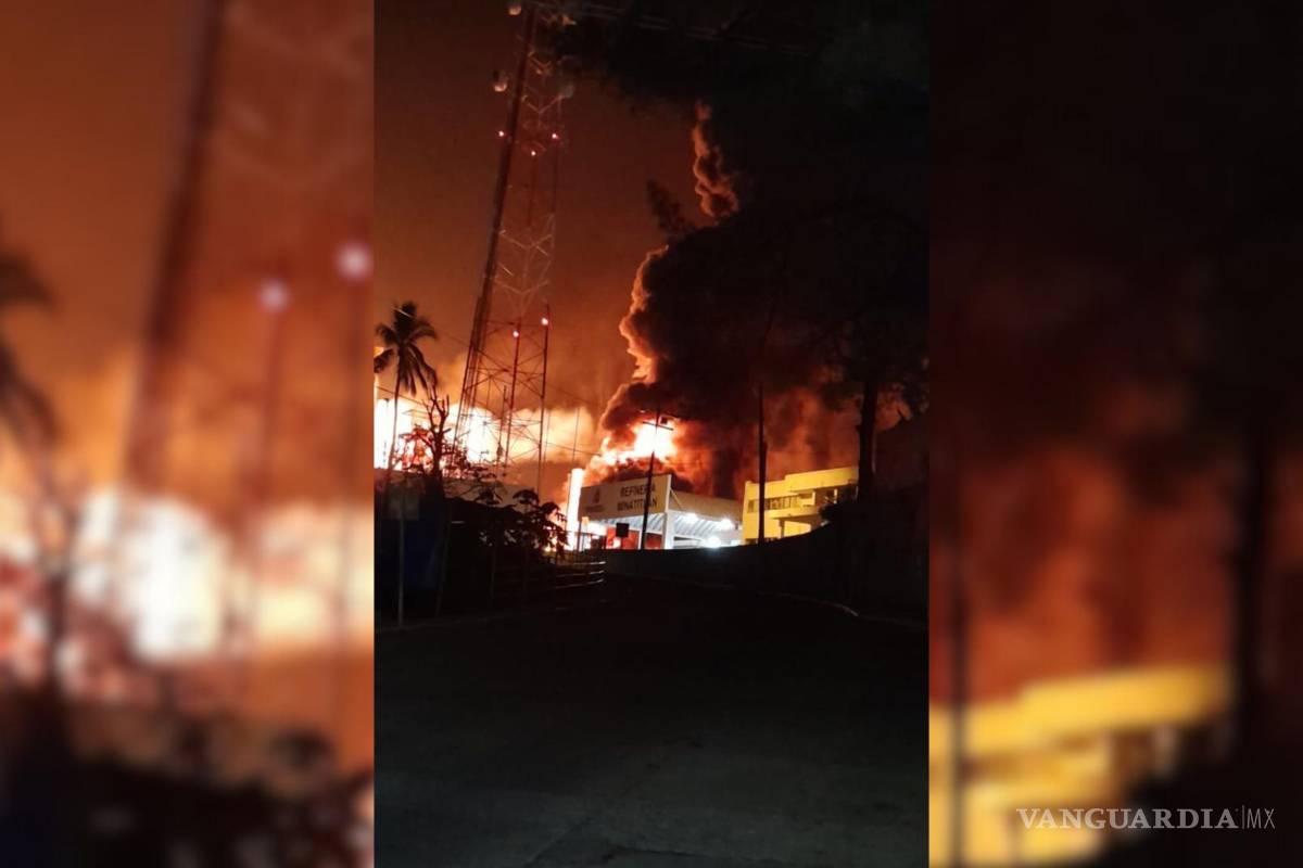 Reportan fuerte incendio en refinería de Minatitlán, Veracruz