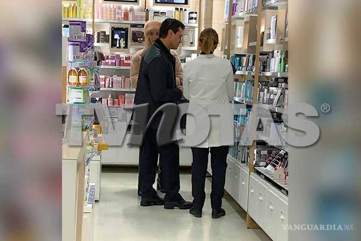 "Con zapatos de tacón"... Peña Nieto es captado junto Tania Ruiz Eichelmann en España usando calzado alto