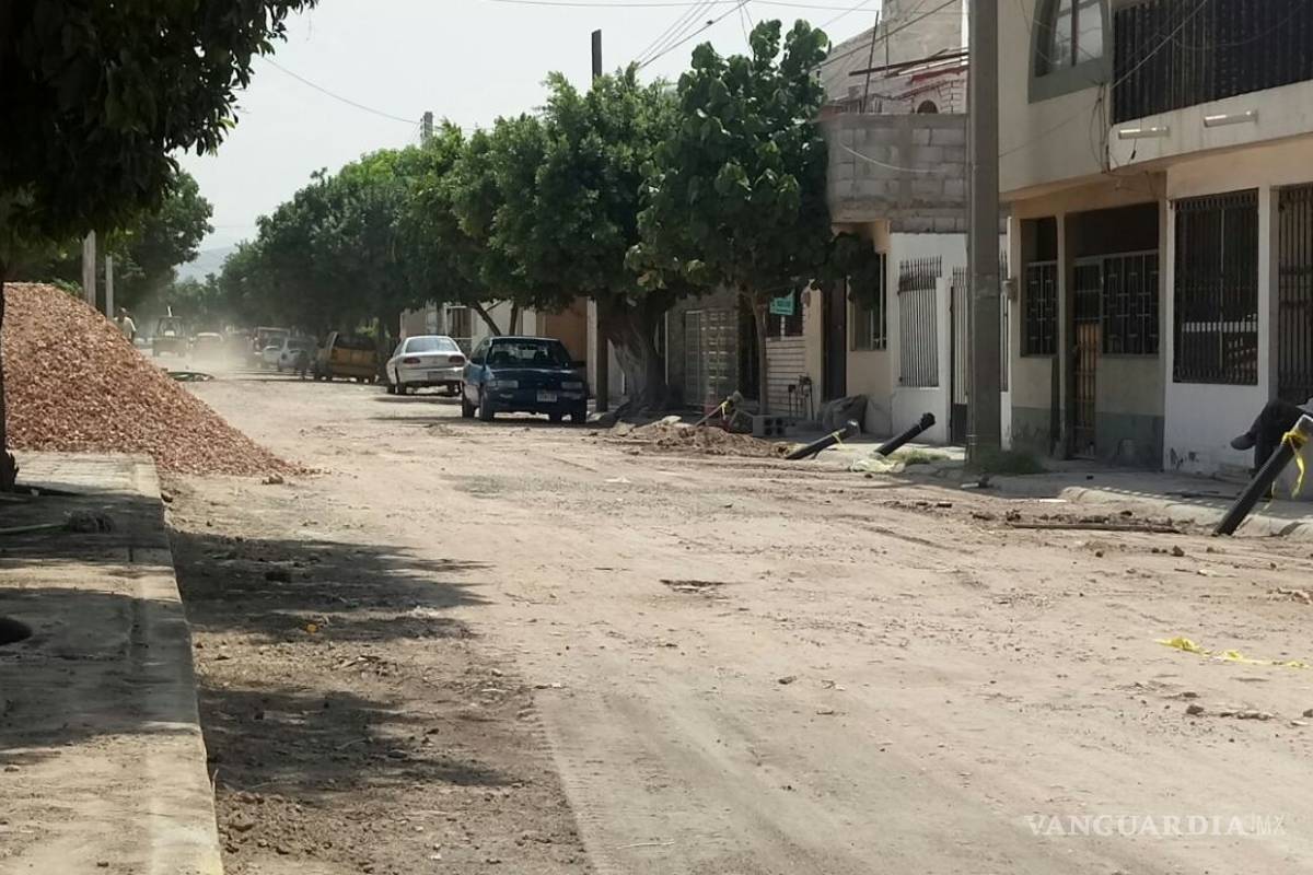 Abandono de obra en Torreón mantiene a los vecinos al borde de la histeria