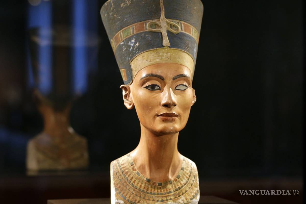 Buscan a Nefertiti en la tumba de Tutankamón en Egipto