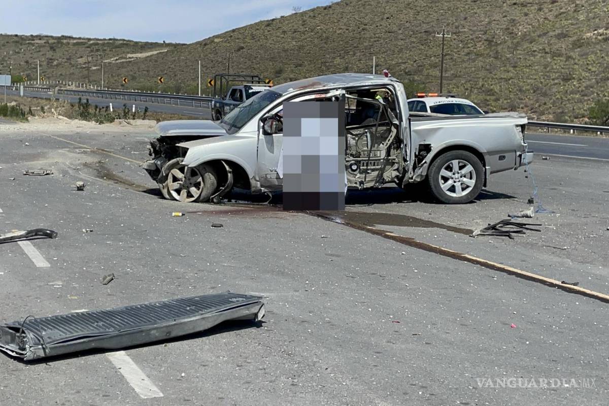 Muere conductor en trágico accidente en la carretera Torreón-Saltillo; dos más resultan lesionados