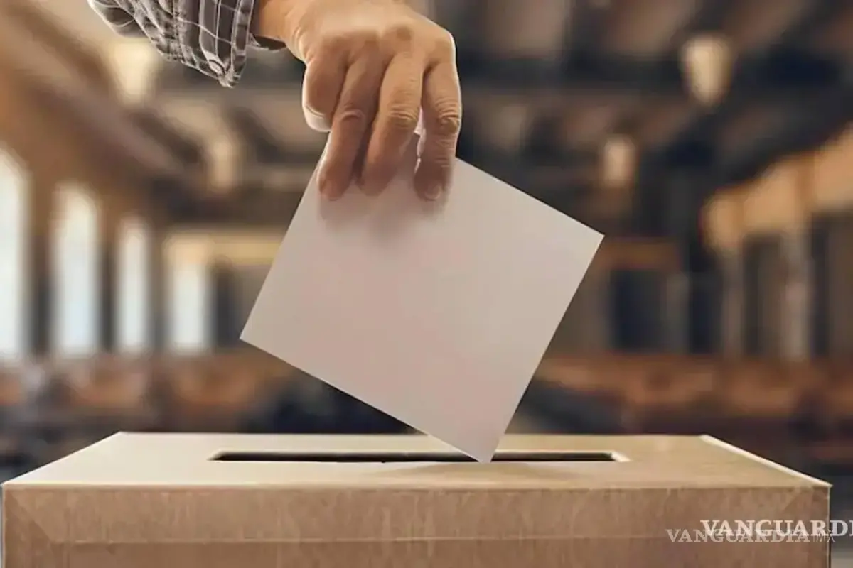 $!El IEC recibió los listados entregados por los tres poderes de la entidad.