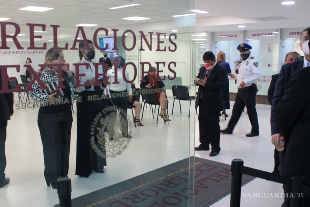 SRE reducirá a 30% emisión de pasaportes en siete estados, por COVID-19