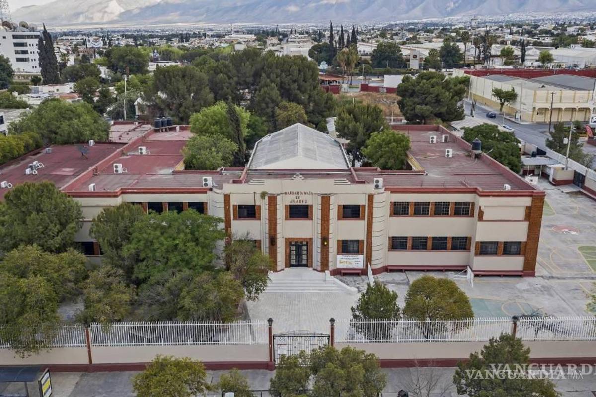 Ante riesgo de atropellos, piden padres de Saltillo agentes de Tránsito en secundaria Margarita