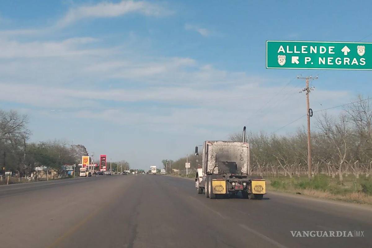 Caravana de 3 mil paisanos evita Coahuila por limitaciones en la garita de Allende