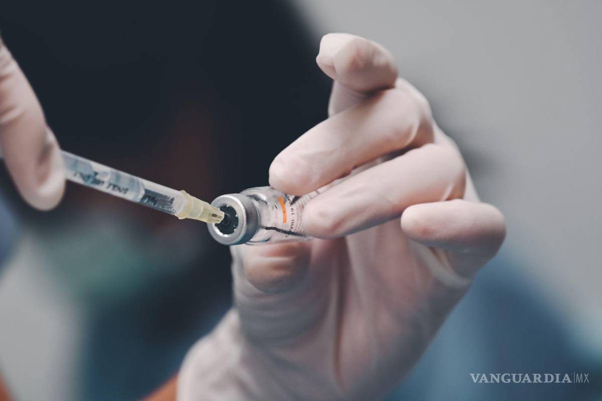 Sugiere Secretaría de Salud Coahuila vacunarse contra el COVID-19 con Abdalá